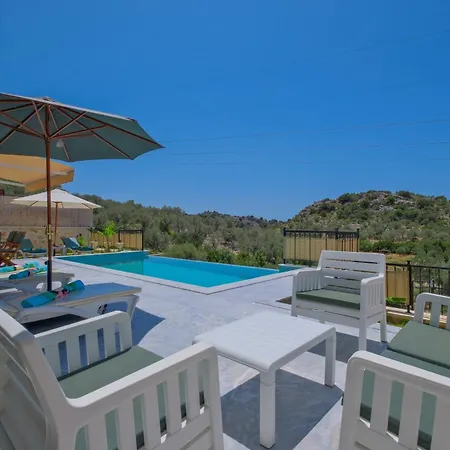 Toucano Peaceful With Nature View, Pool And Jacuzzi