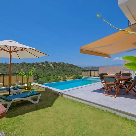 Toucano Peaceful With Nature View, Pool And Jacuzzi Villa